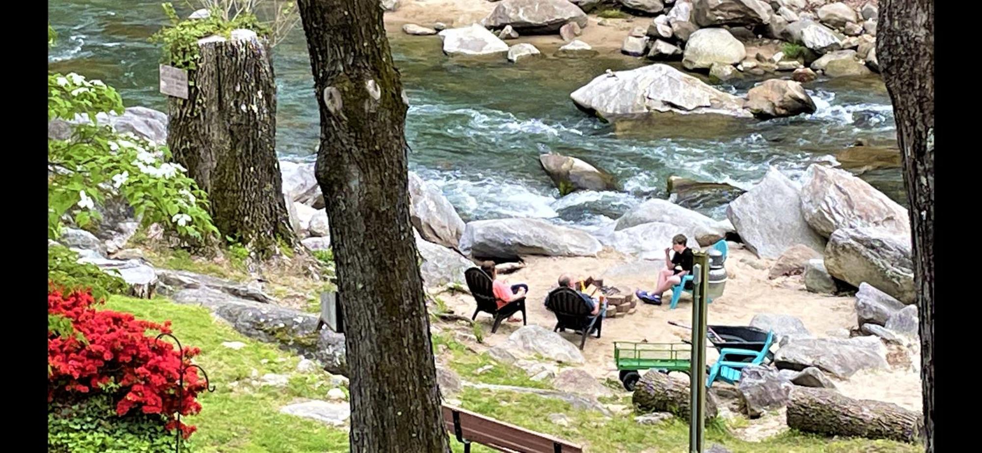 Hotel The Evening Shade River And