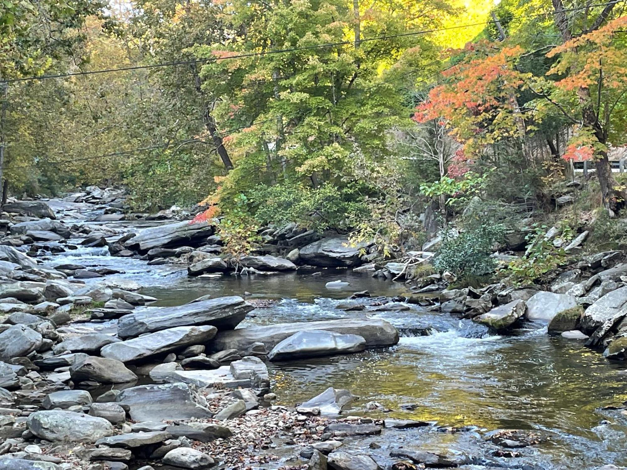 The Evening Shade River And Hotel 5*